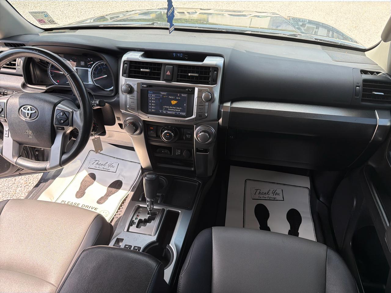 Toyota 4Runner SR5 2WD 2016
