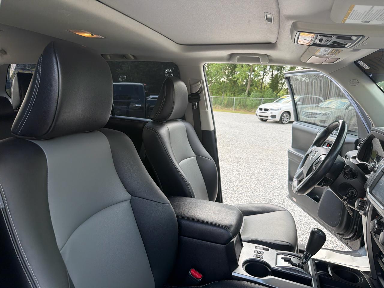 Toyota 4Runner SR5 2WD 2016