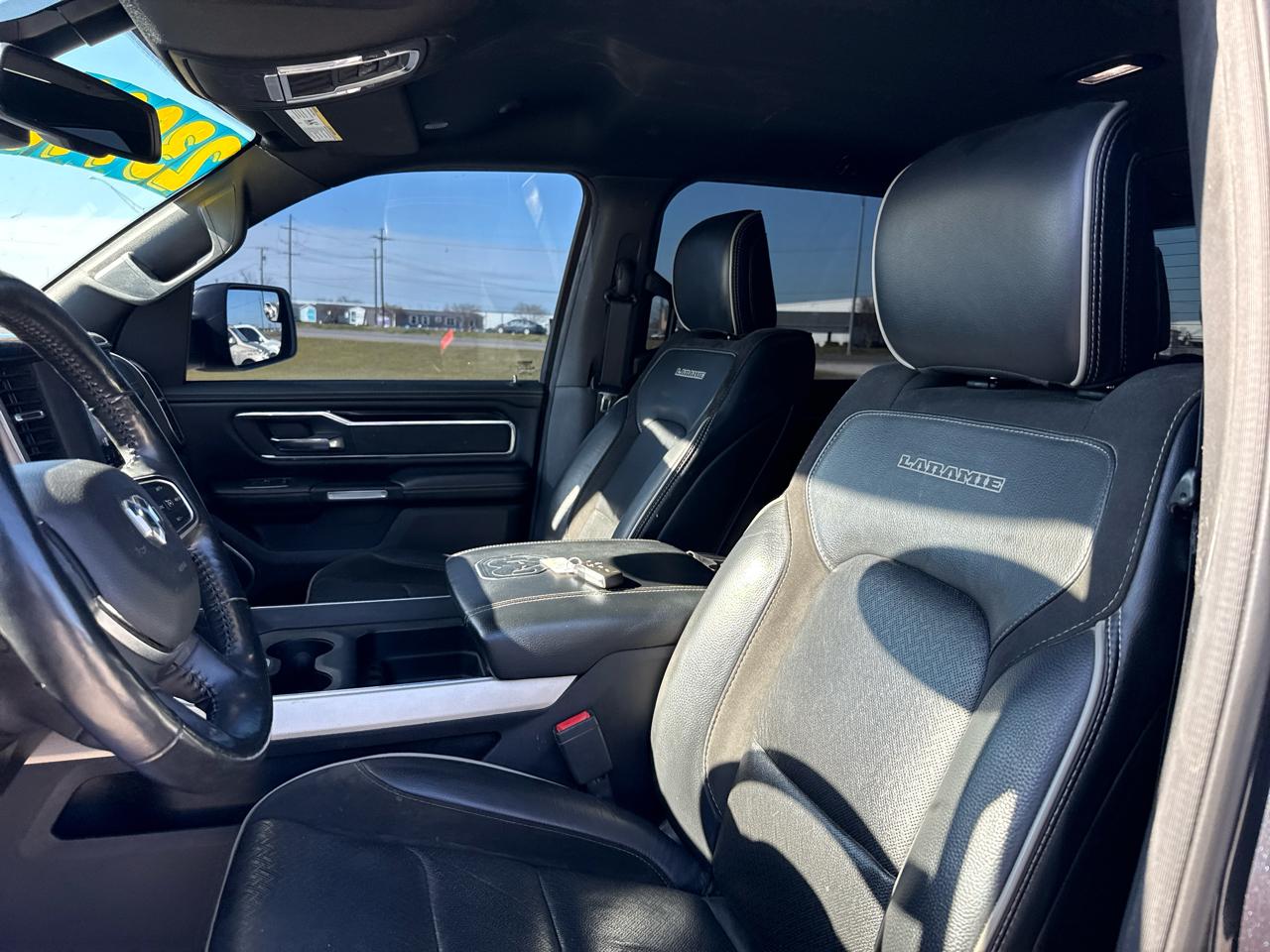 RAM 1500 Laramie Crew Cab SWB 2WD 2019