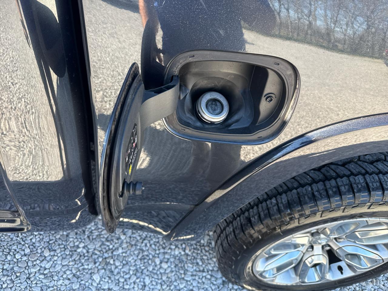 RAM 1500 Laramie Crew Cab SWB 2WD 2019