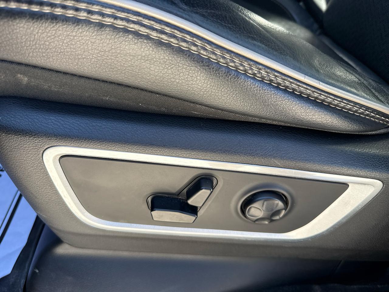 RAM 1500 Laramie Crew Cab SWB 2WD 2019