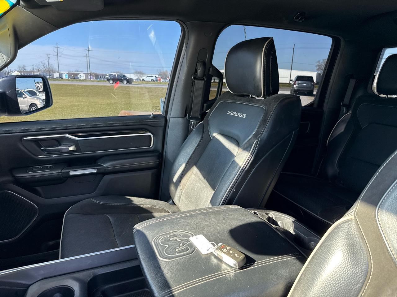 RAM 1500 Laramie Crew Cab SWB 2WD 2019