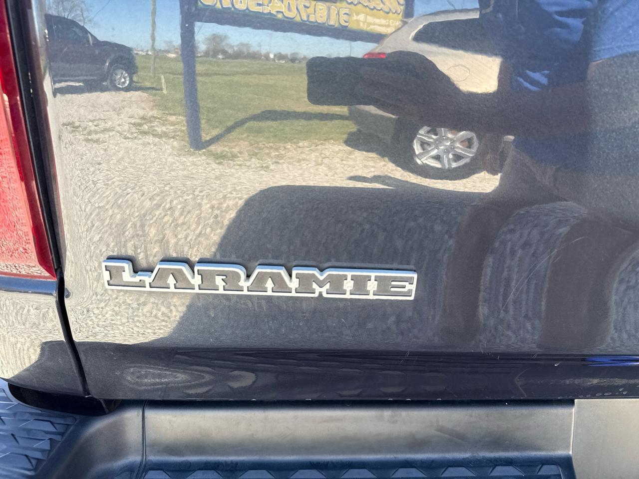 RAM 1500 Laramie Crew Cab SWB 2WD 2019