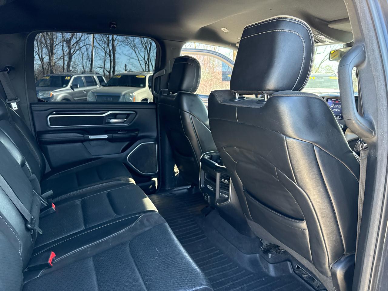 RAM 1500 Laramie Crew Cab SWB 2WD 2019