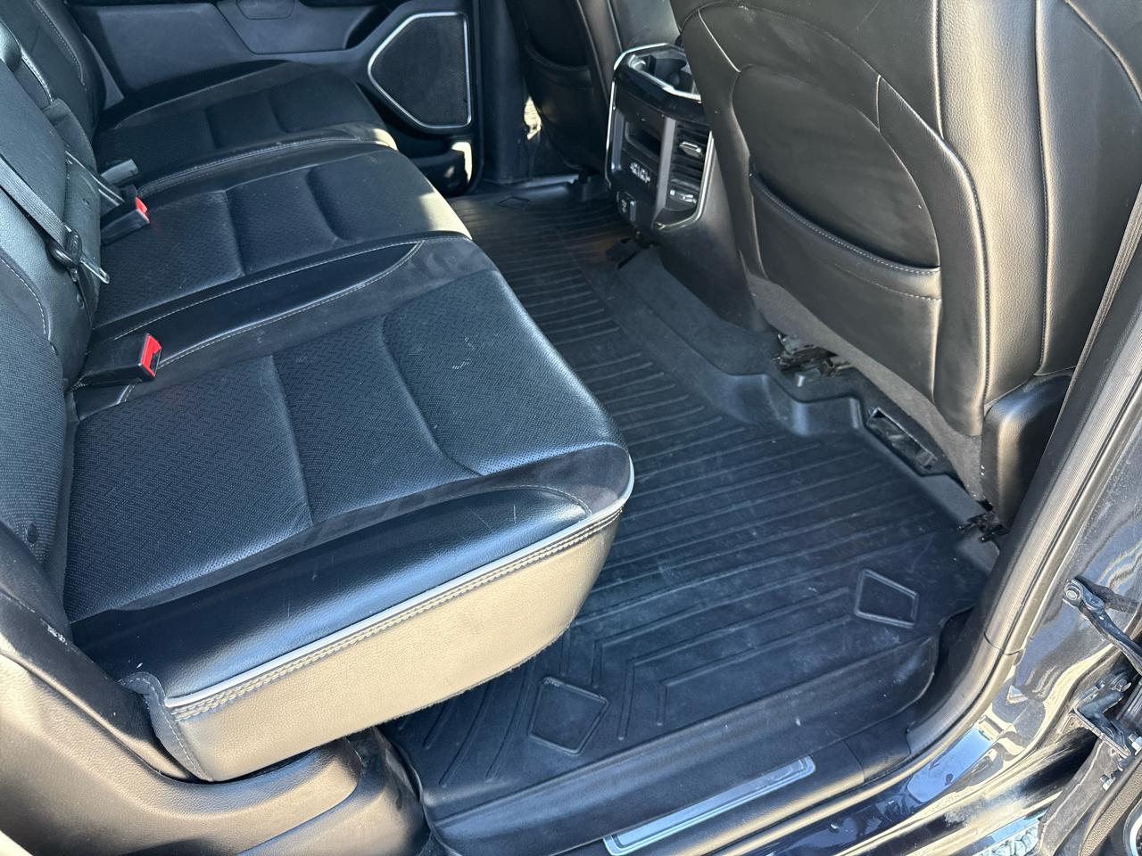 RAM 1500 Laramie Crew Cab SWB 2WD 2019