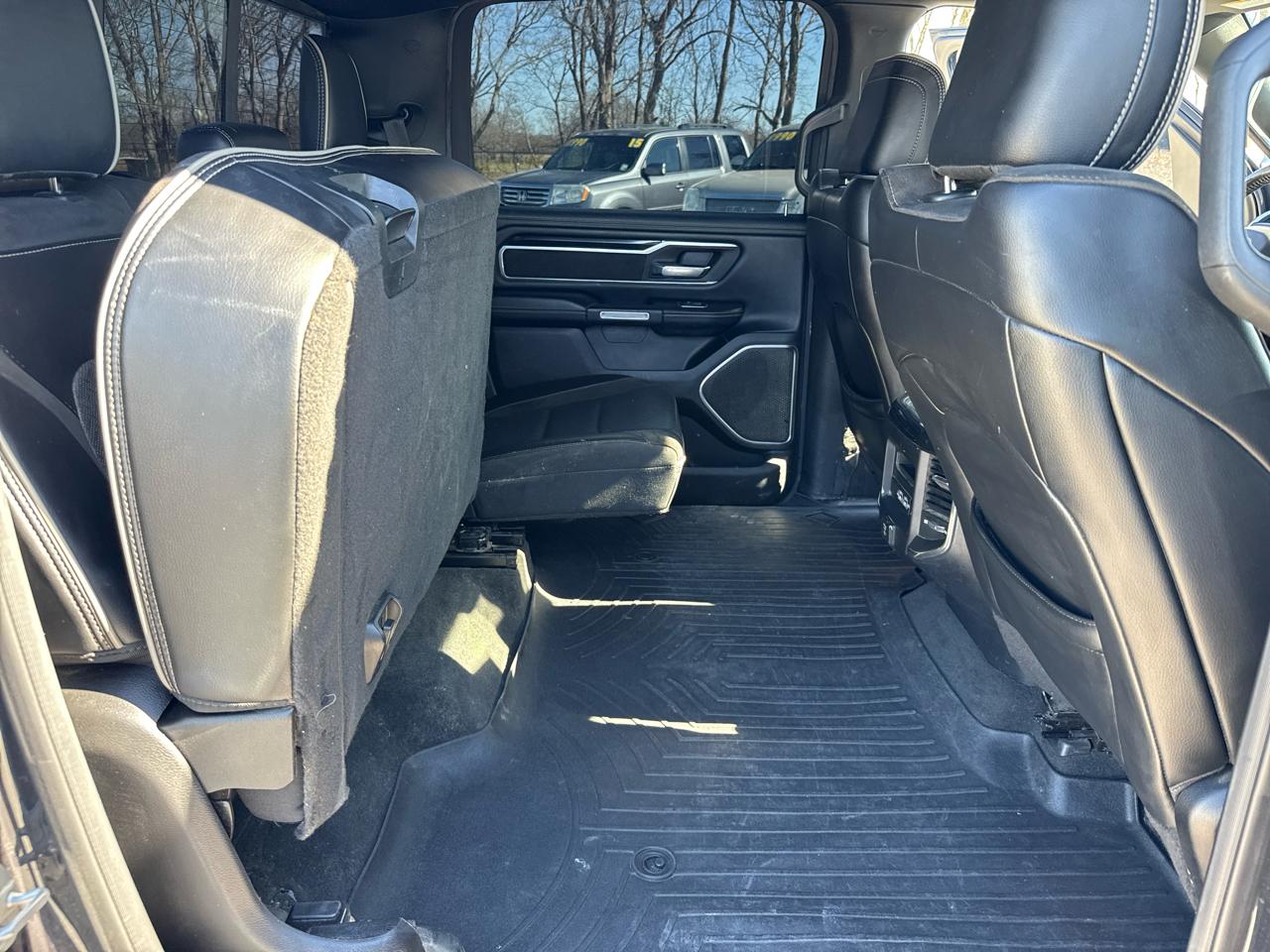 RAM 1500 Laramie Crew Cab SWB 2WD 2019