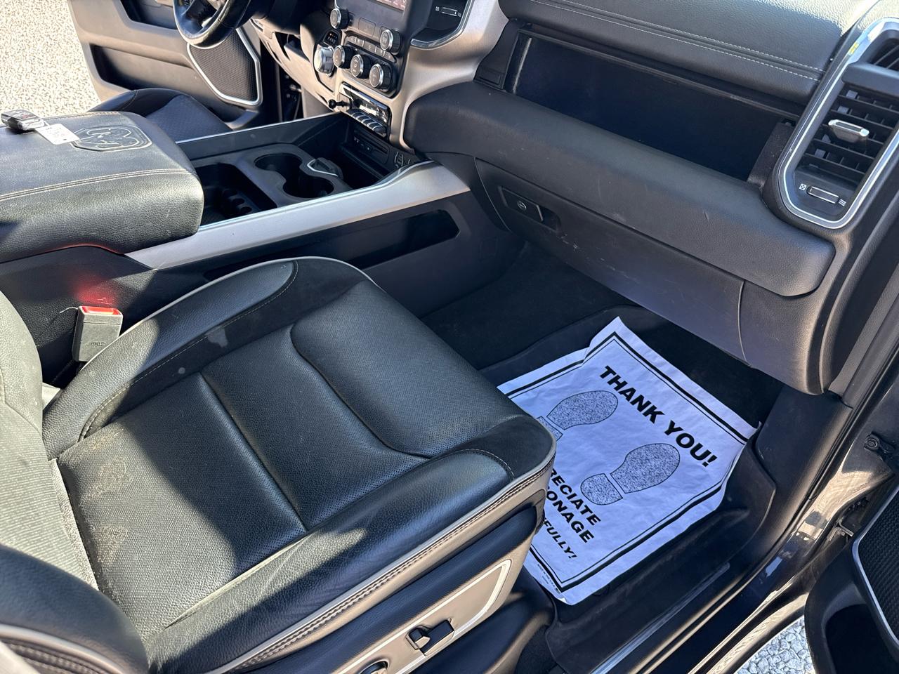 RAM 1500 Laramie Crew Cab SWB 2WD 2019