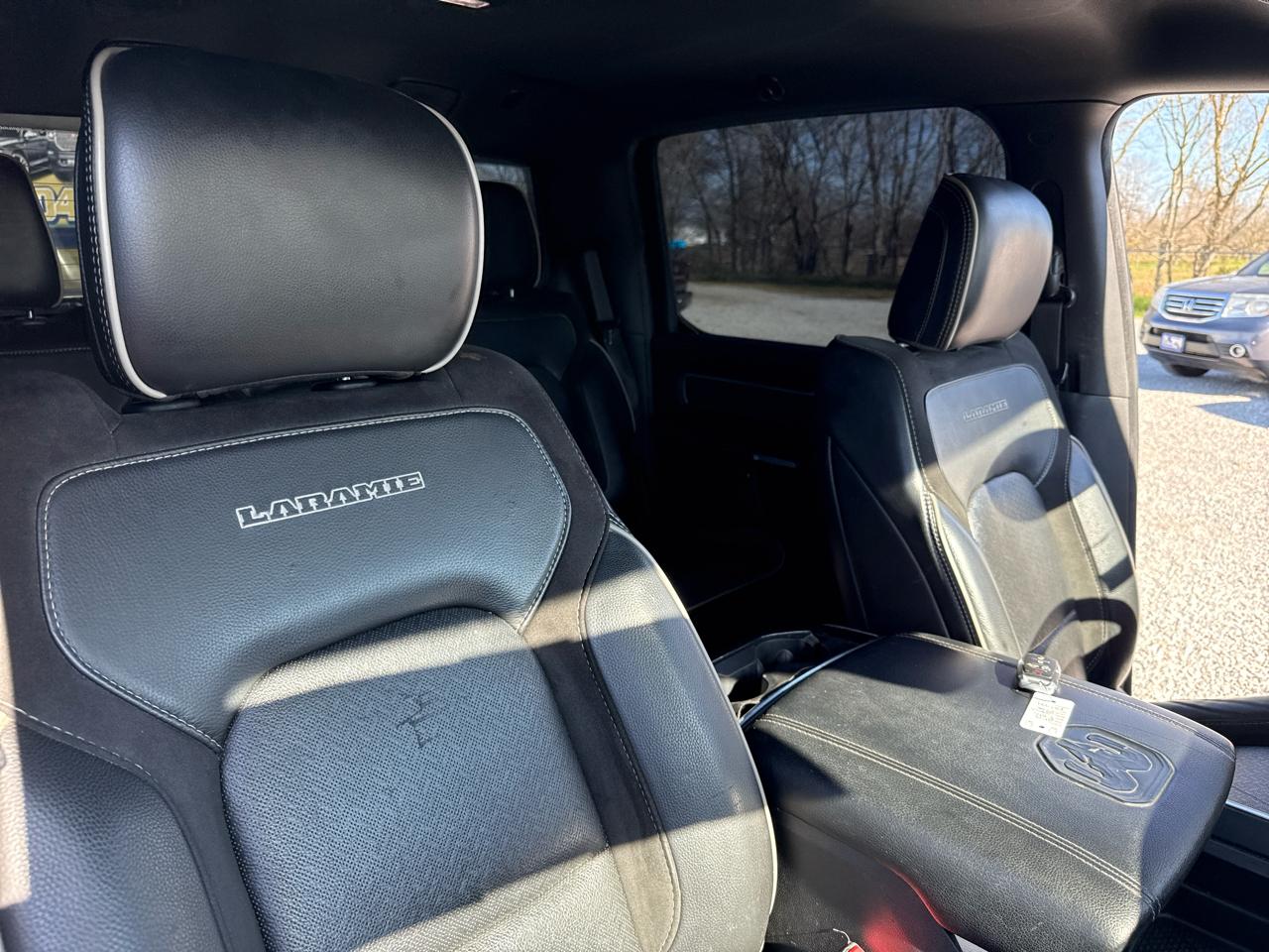 RAM 1500 Laramie Crew Cab SWB 2WD 2019