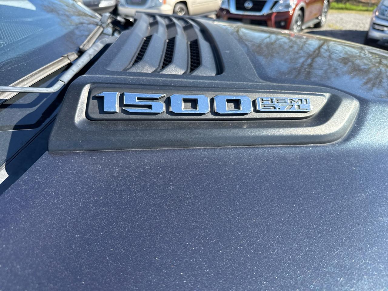 RAM 1500 Laramie Crew Cab SWB 2WD 2019