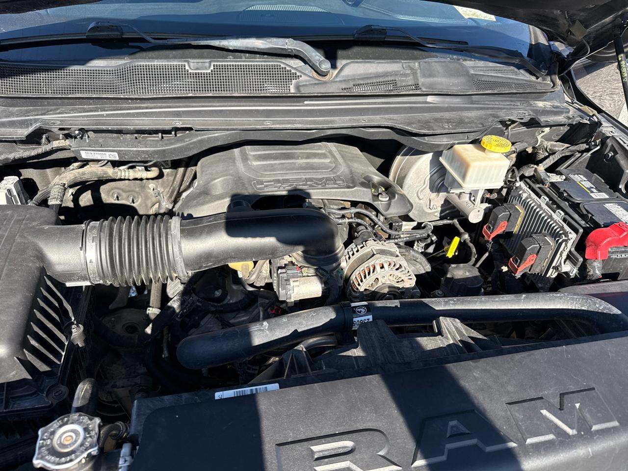 RAM 1500 Laramie Crew Cab SWB 2WD 2019