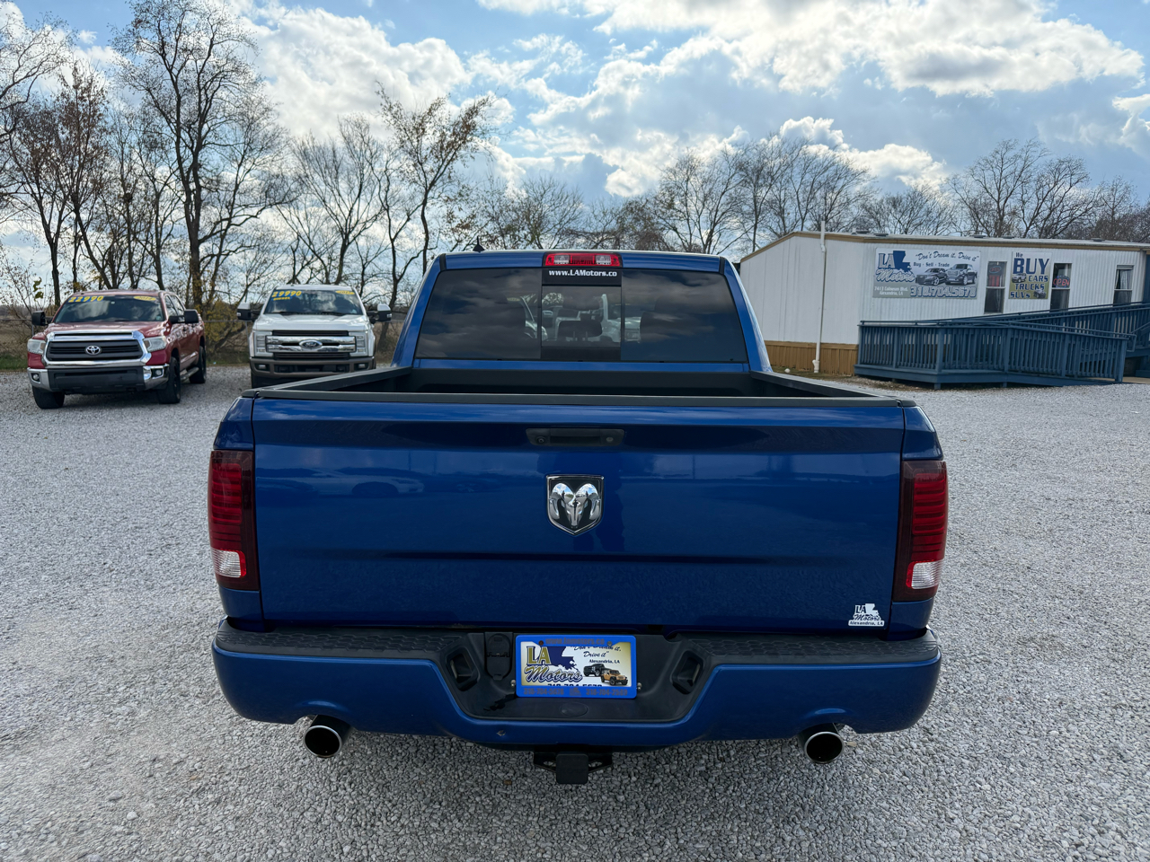 RAM 1500 2WD Crew Cab 140.5" Sport 2017