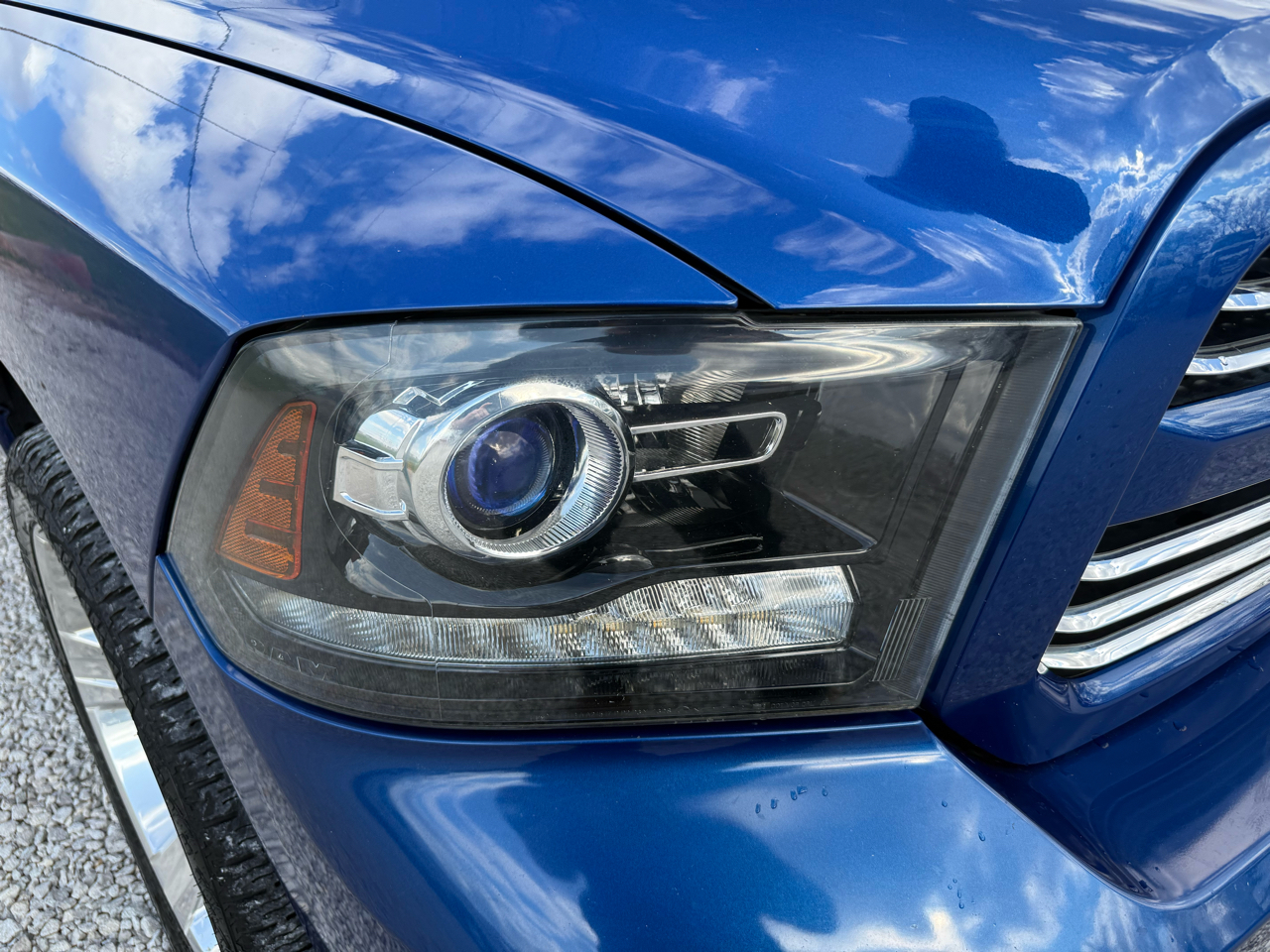 RAM 1500 2WD Crew Cab 140.5" Sport 2017