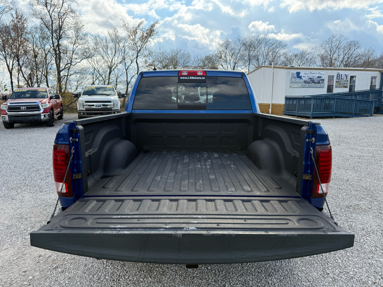 RAM 1500 2WD Crew Cab 140.5" Sport 2017