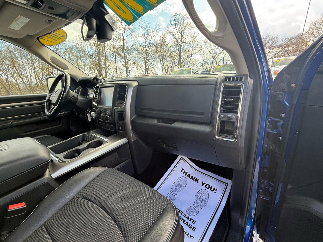 RAM 1500 2WD Crew Cab 140.5" Sport 2017