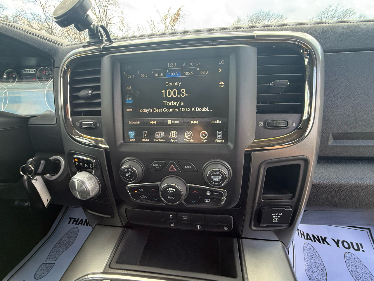 RAM 1500 2WD Crew Cab 140.5" Sport 2017