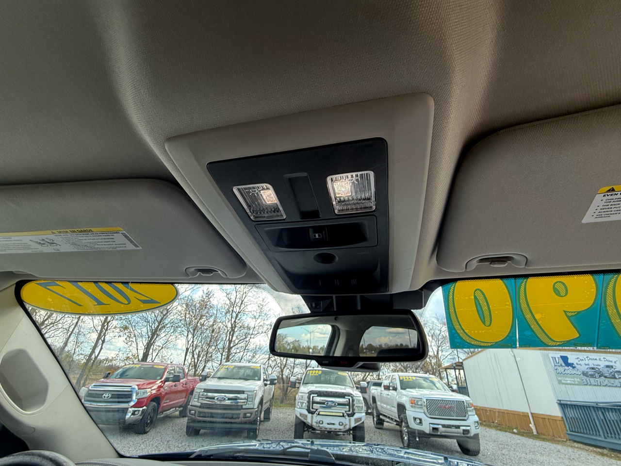 RAM 1500 2WD Crew Cab 140.5" Sport 2017