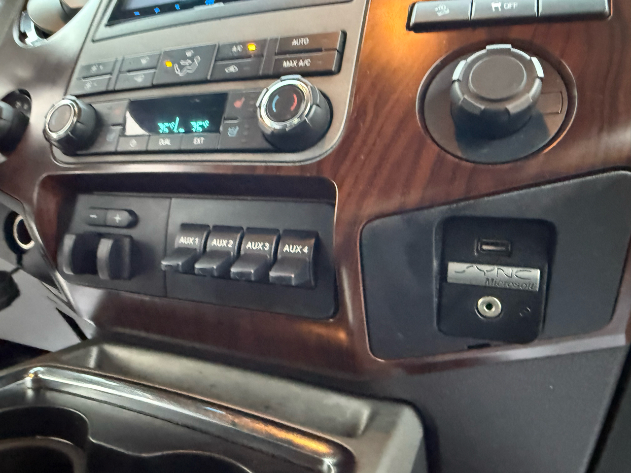 Ford F-250 SD Lariat Crew Cab Long Bed 4WD 2012