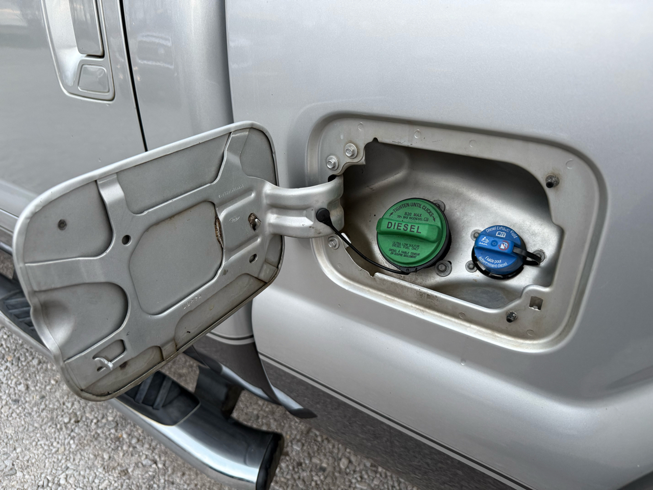 Ford F-250 SD Lariat Crew Cab Long Bed 4WD 2012