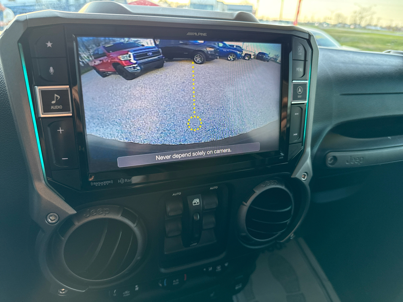 Jeep Wrangler Unlimited Sport 4WD 2017