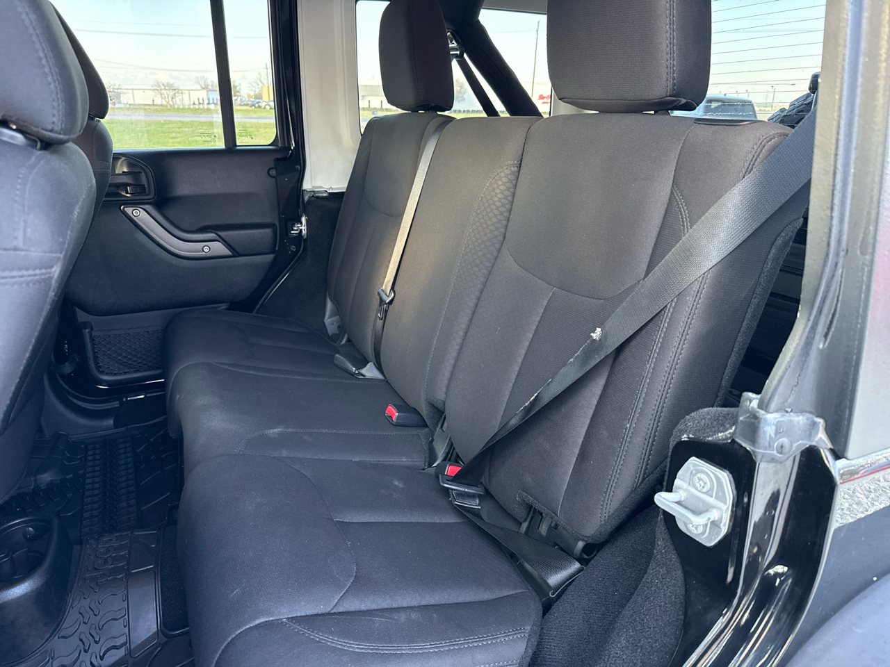 Jeep Wrangler Unlimited Sport 4WD 2017