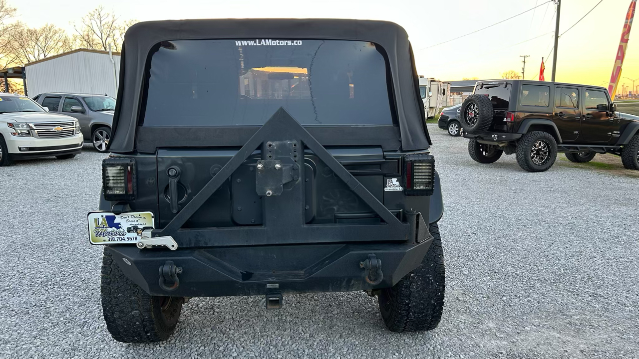 Jeep Wrangler Sport 4WD 2010