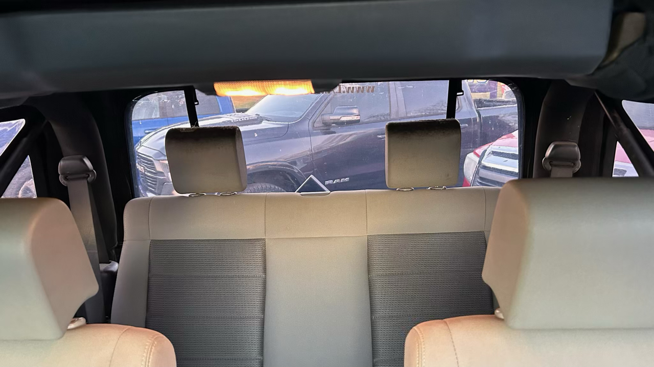 Jeep Wrangler Sport 4WD 2010