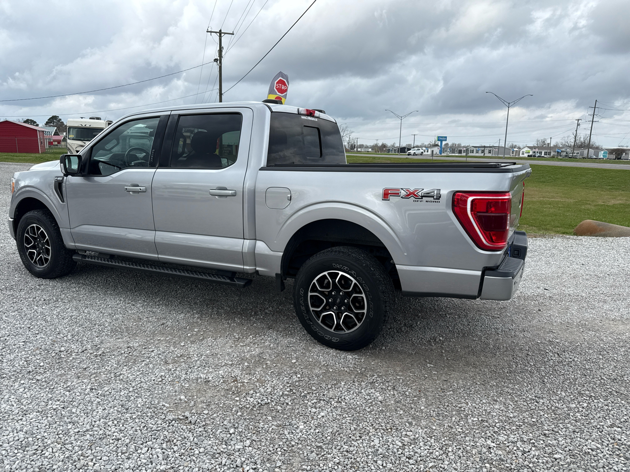 Ford F-150 SuperCrew 139" XLT 4WD 2021