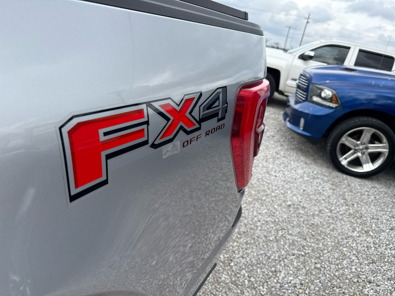 Ford F-150 SuperCrew 139" XLT 4WD 2021