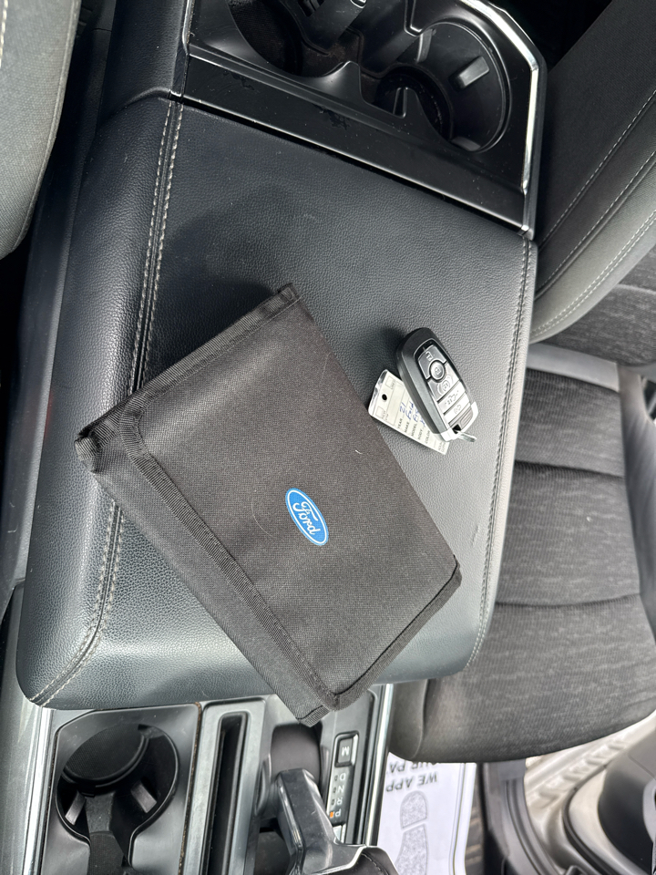 Ford F-150 SuperCrew 139" XLT 4WD 2021