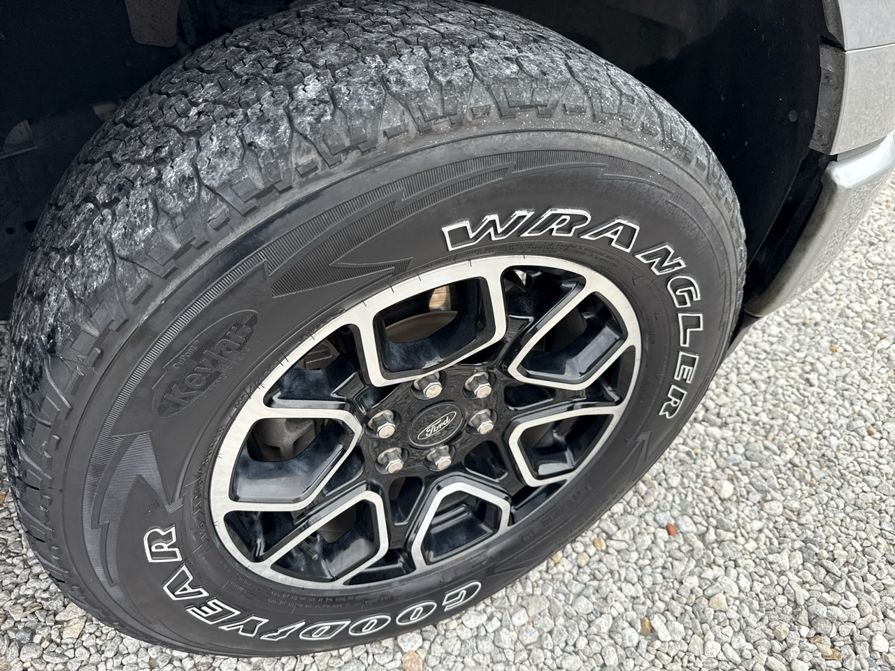 Ford F-150 SuperCrew 139" XLT 4WD 2021