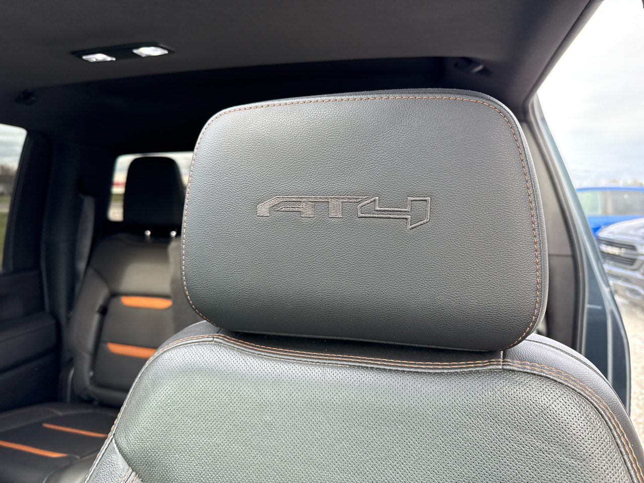 GMC Sierra 2500HD AT4 Crew Cab Long Box 4WD 2020