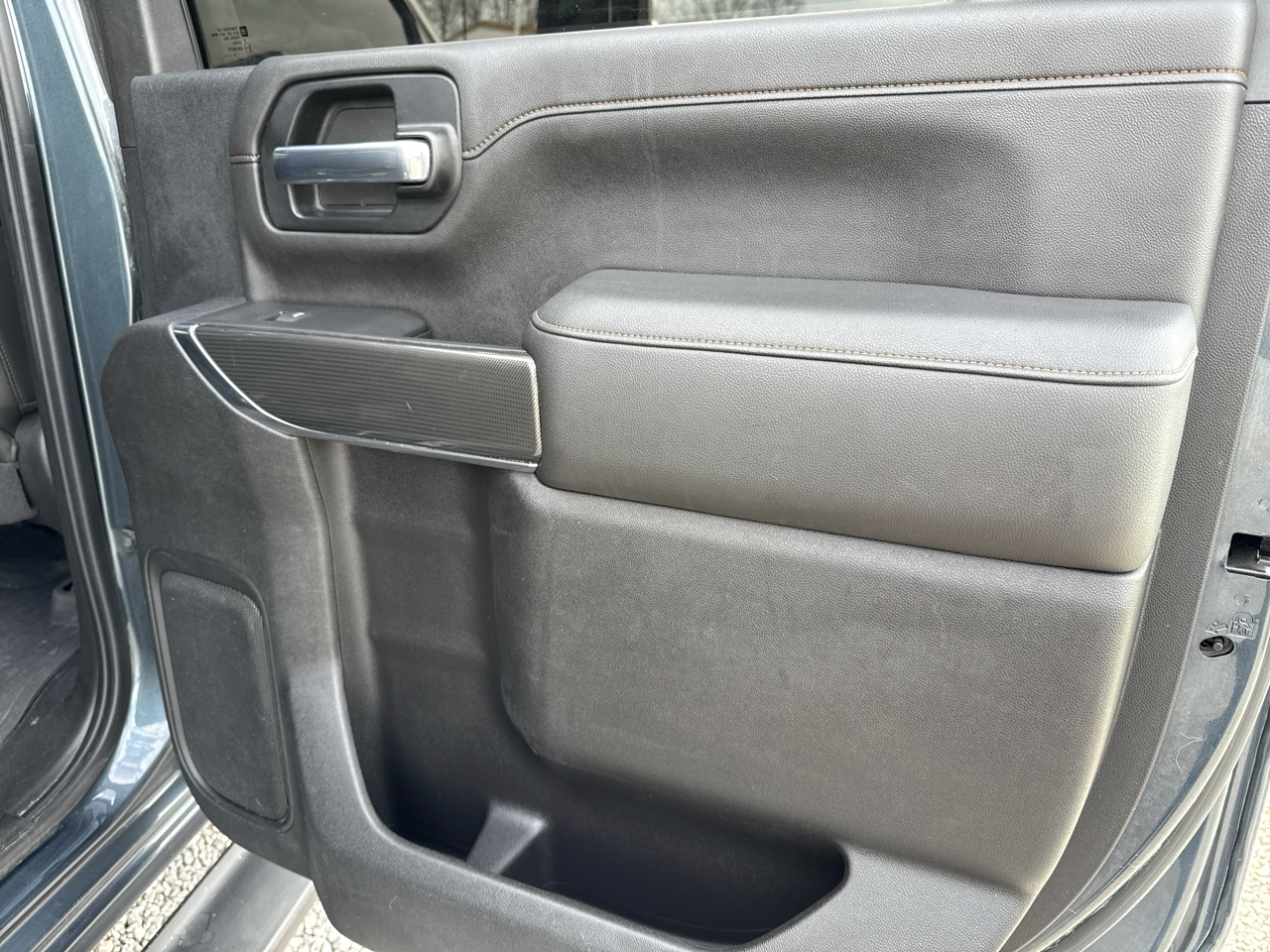 GMC Sierra 2500HD AT4 Crew Cab Long Box 4WD 2020