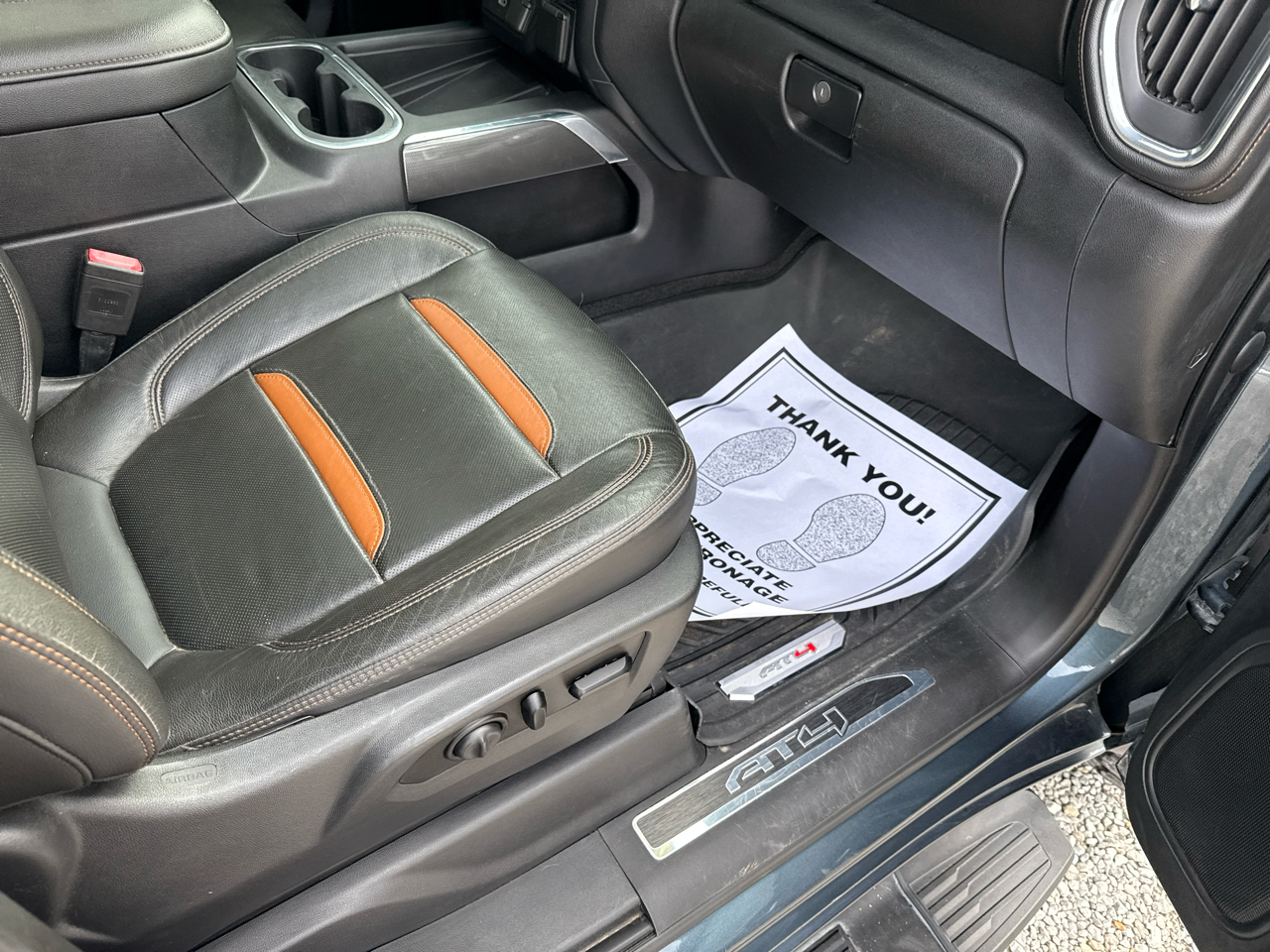 GMC Sierra 2500HD AT4 Crew Cab Long Box 4WD 2020