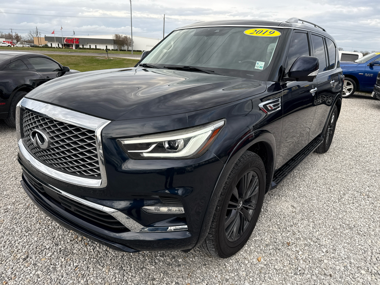 Infiniti QX80 LUXE 2019