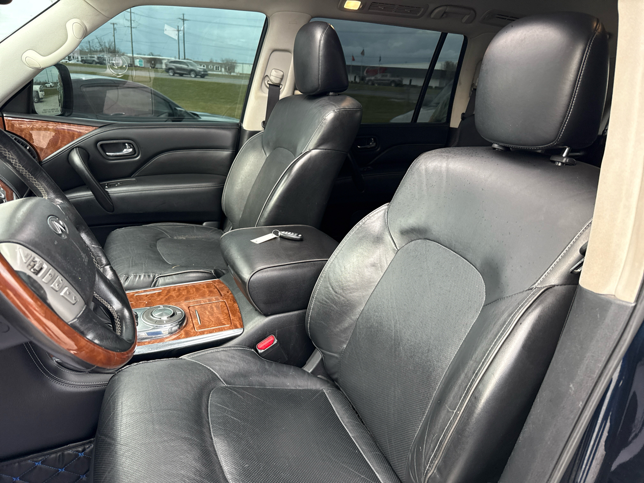 Infiniti QX80 LUXE 2019