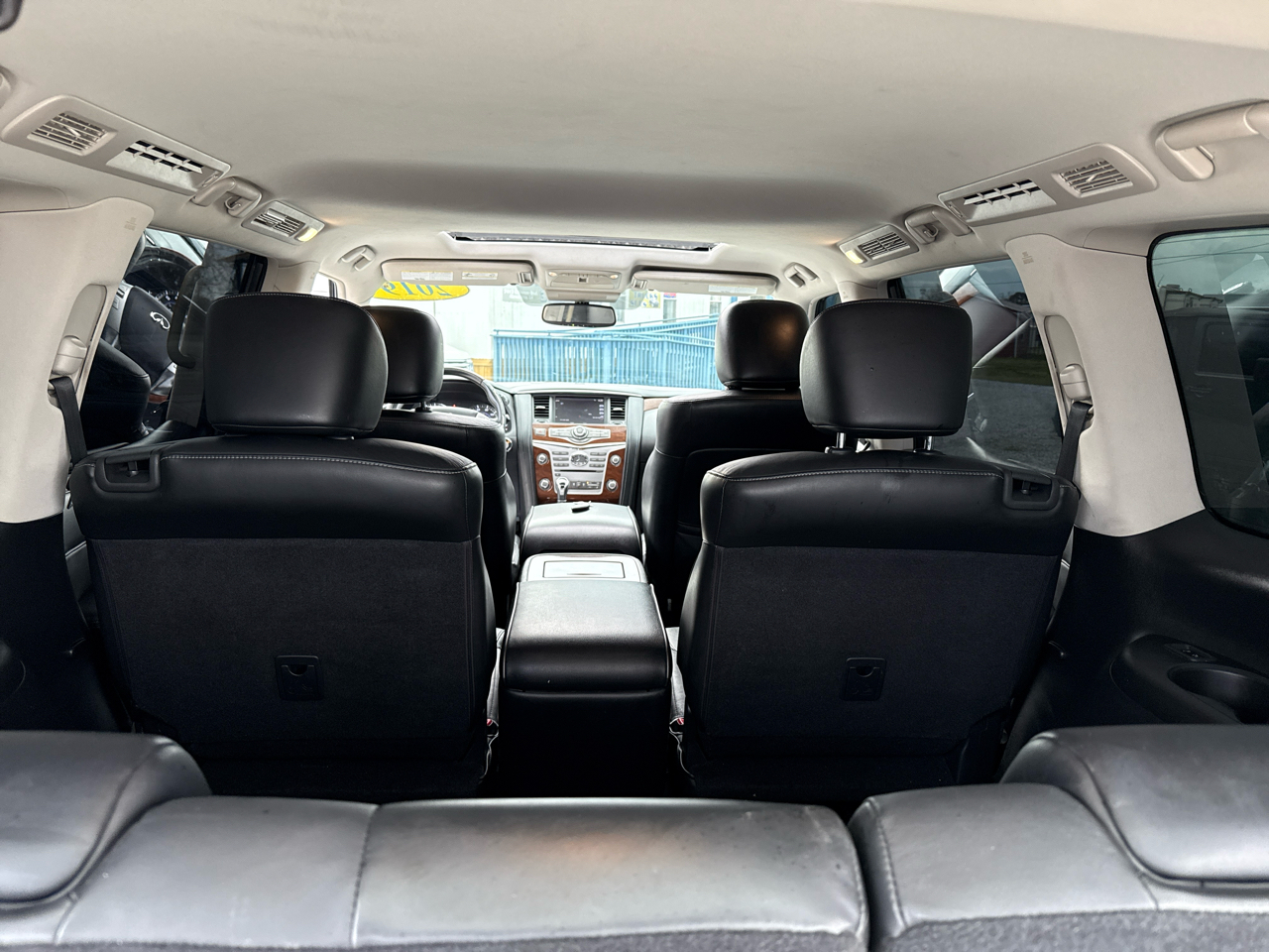 Infiniti QX80 LUXE 2019