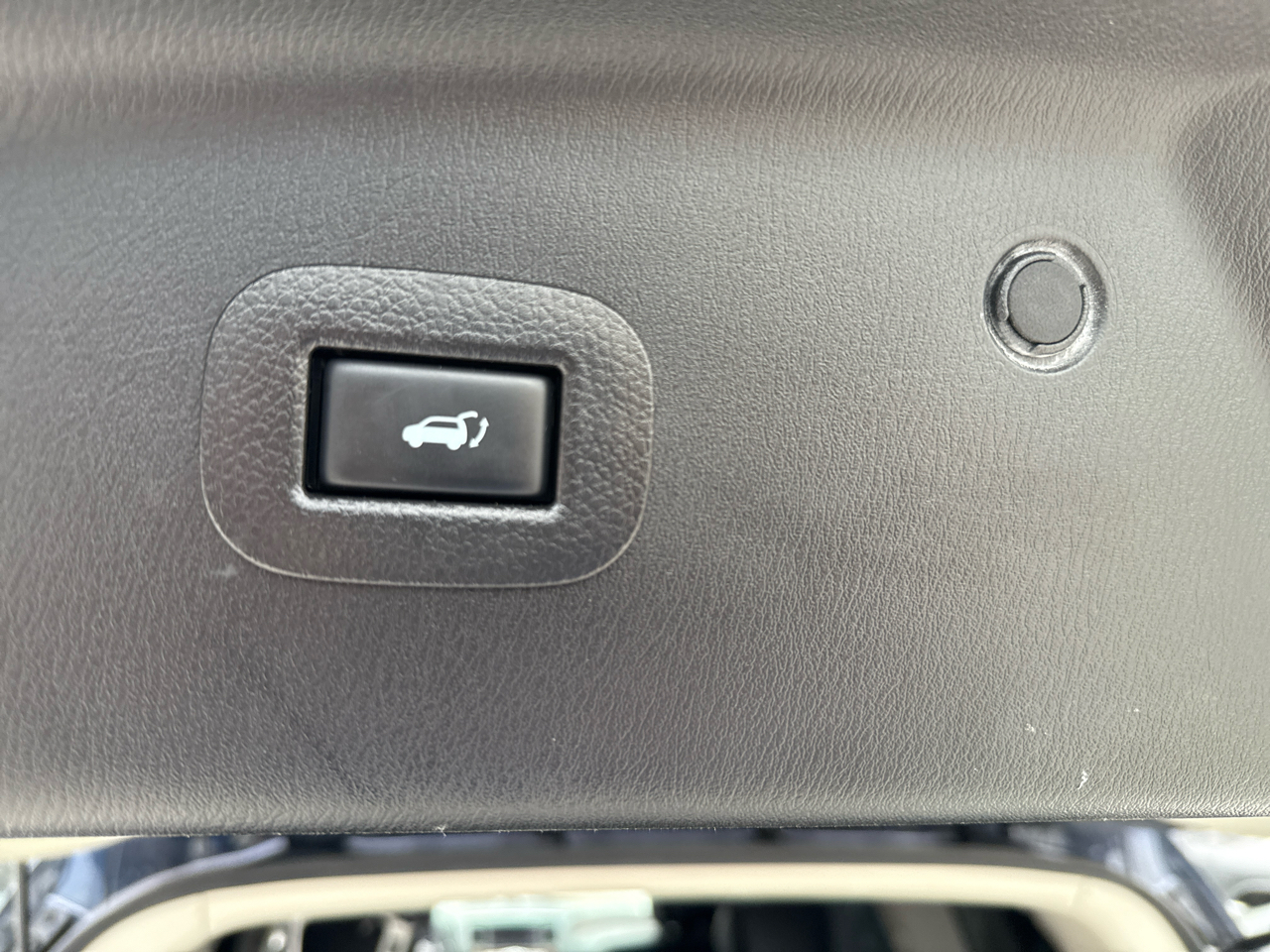 Infiniti QX80 LUXE 2019