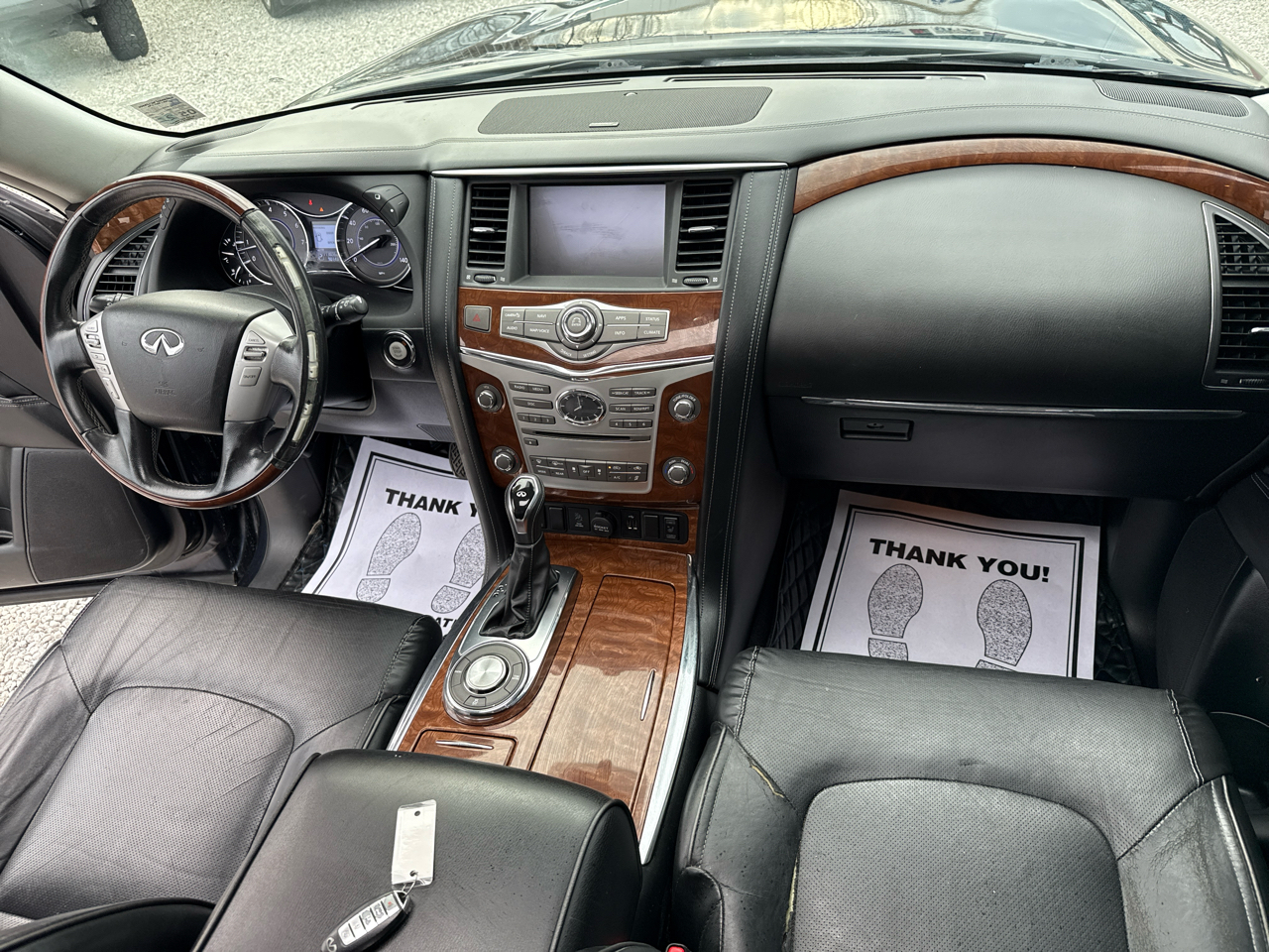 Infiniti QX80 LUXE 2019