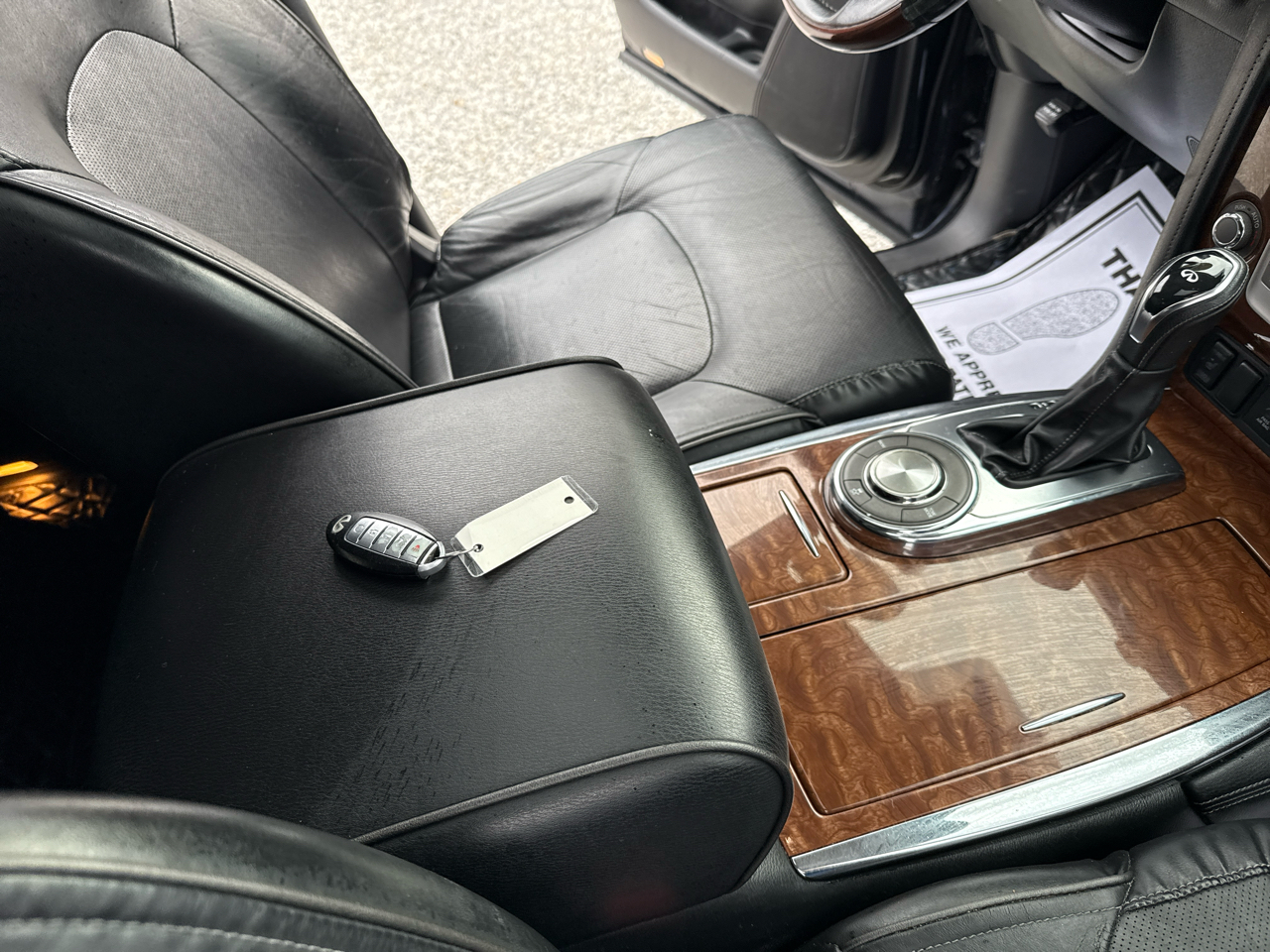 Infiniti QX80 LUXE 2019