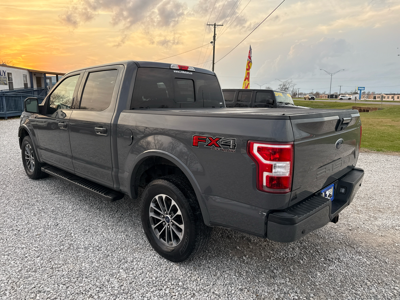 Ford F-150 4WD SuperCrew 145" XLT 2018