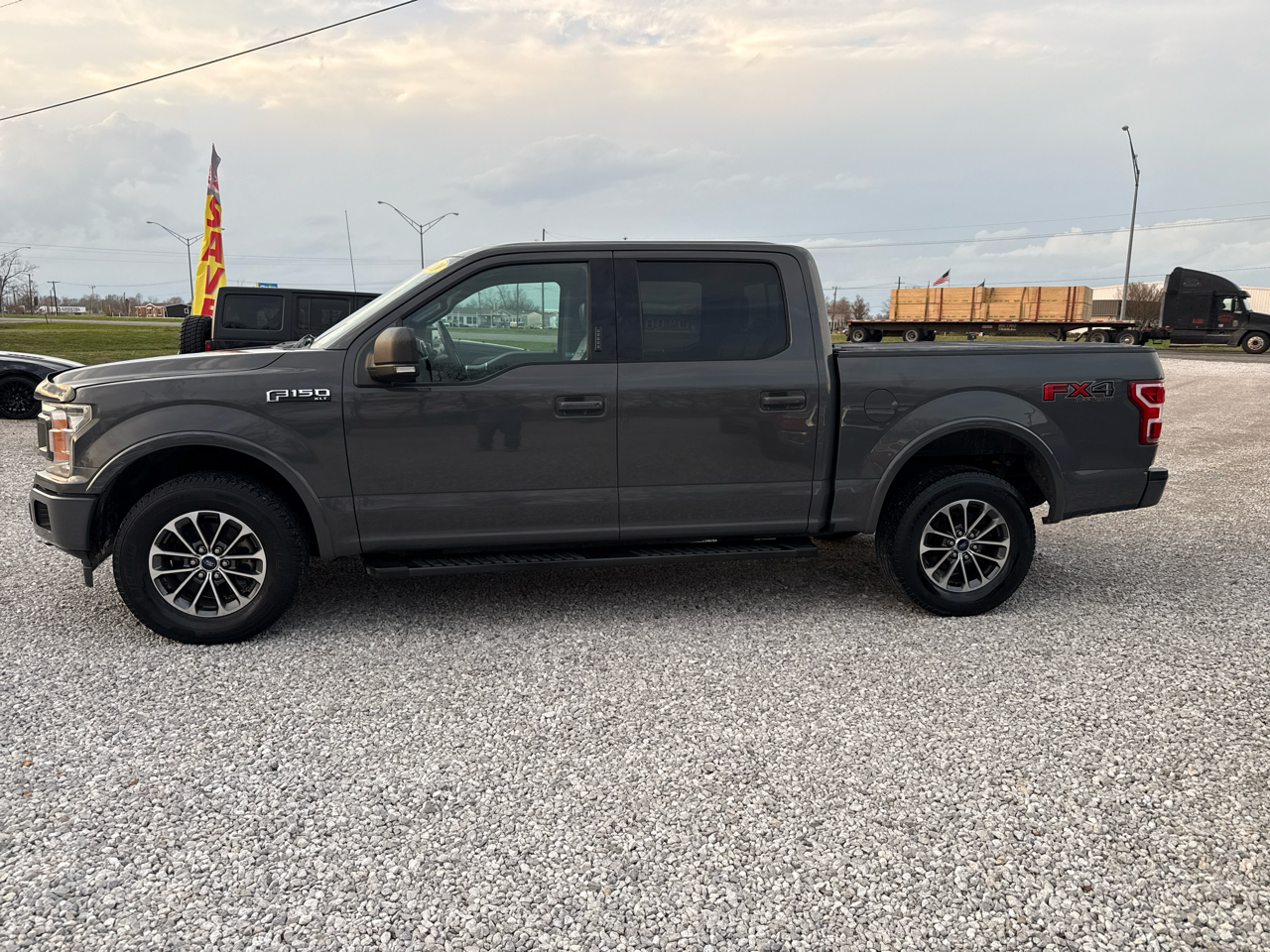 Ford F-150 4WD SuperCrew 145" XLT 2018