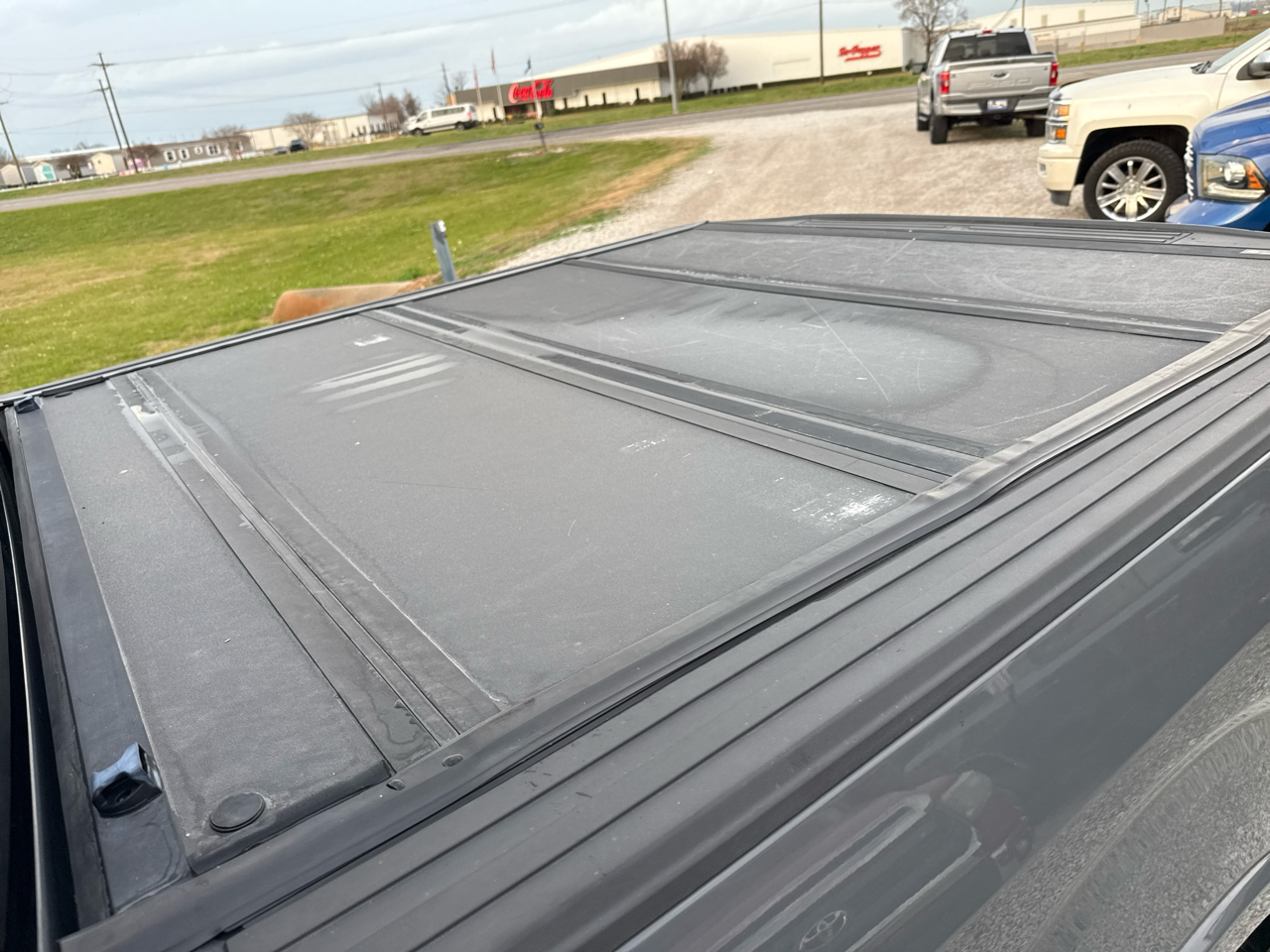 Ford F-150 4WD SuperCrew 145" XLT 2018