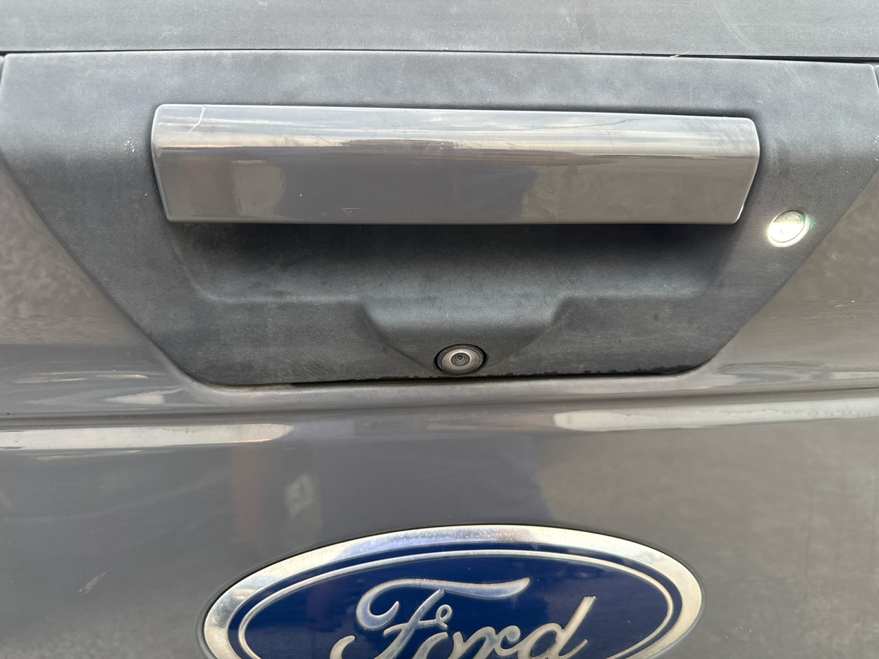 Ford F-150 4WD SuperCrew 145" XLT 2018