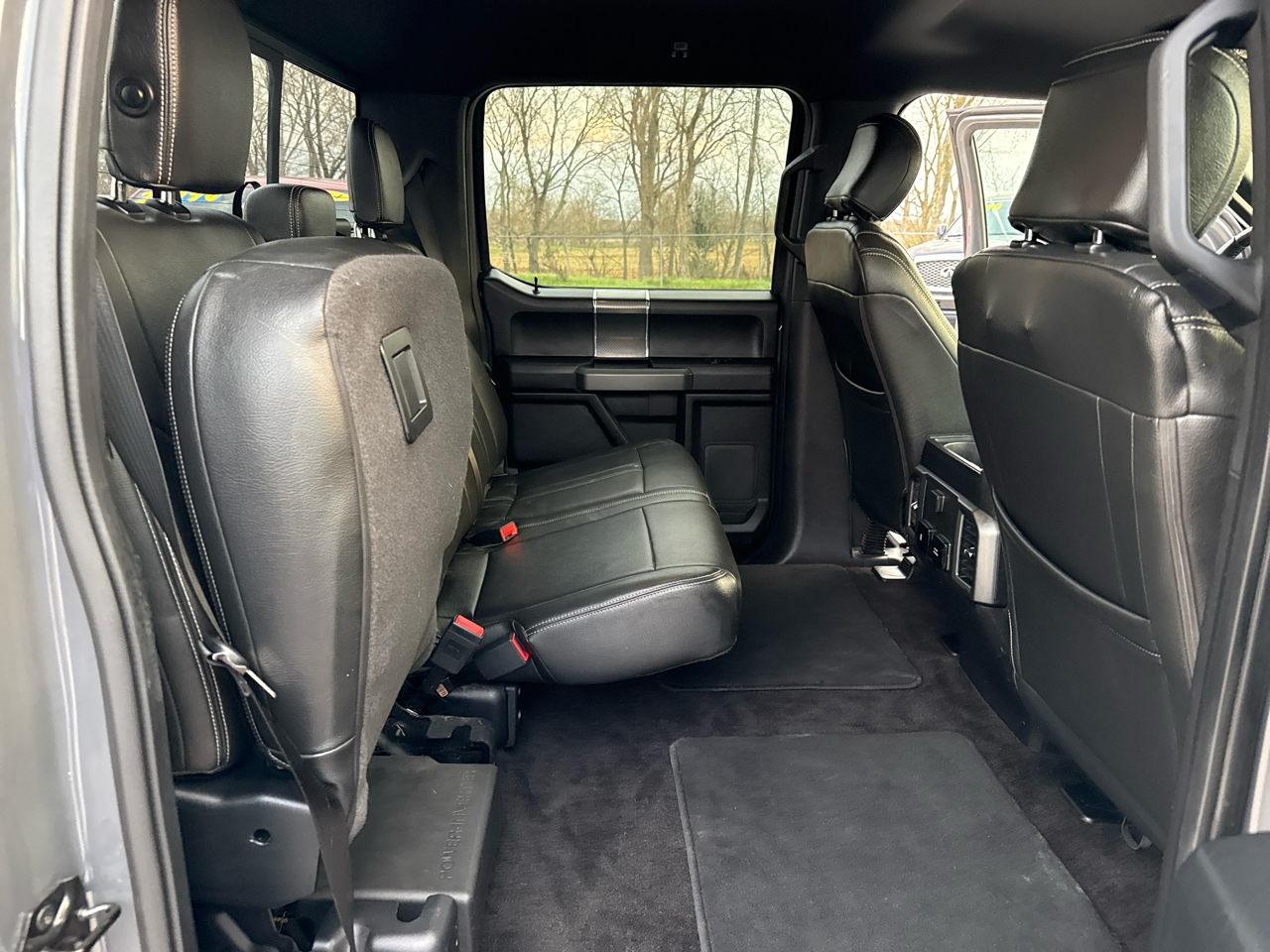 Ford F-150 4WD SuperCrew 145" XLT 2018