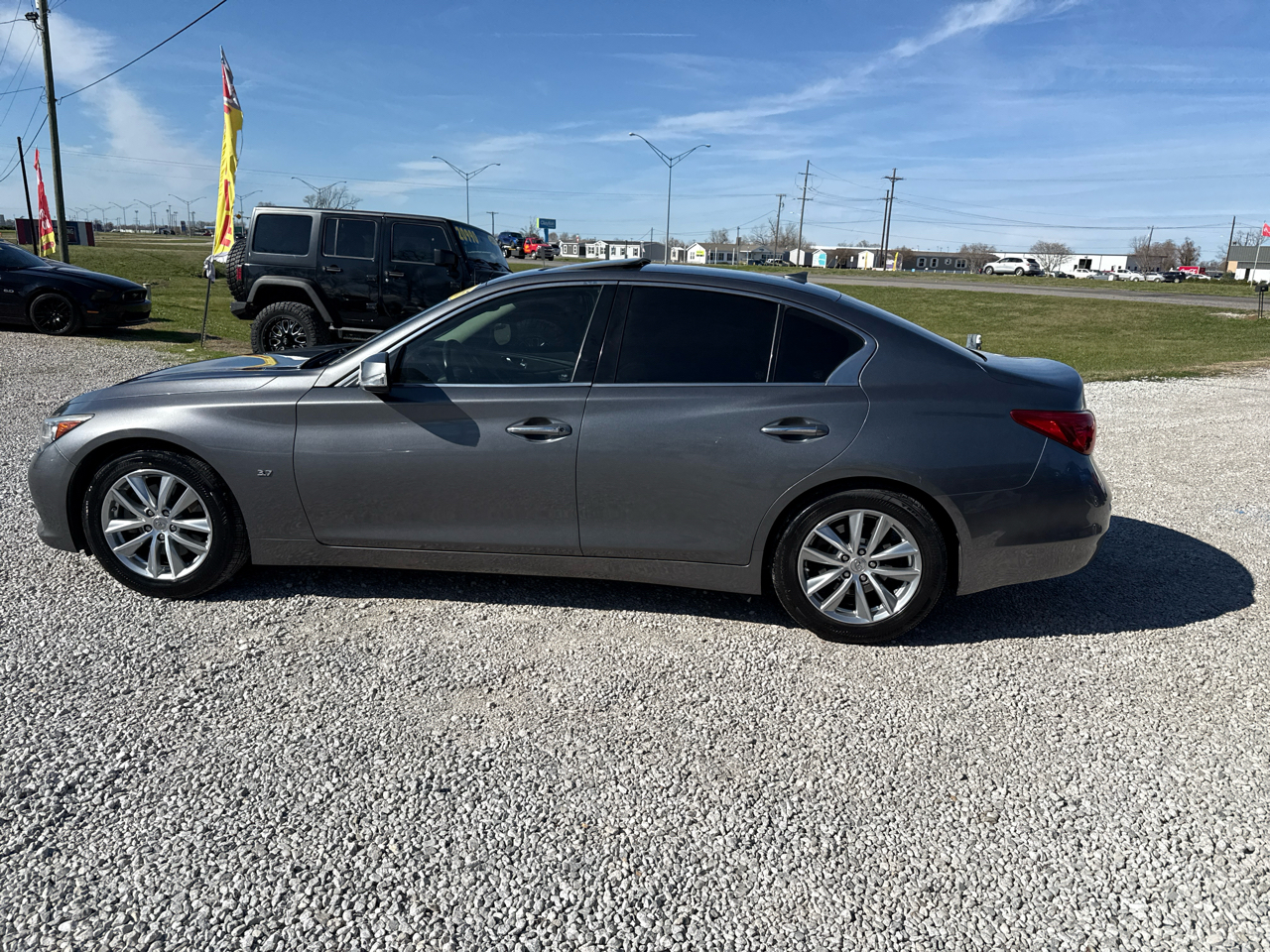 Infiniti Q50 Premium 2015