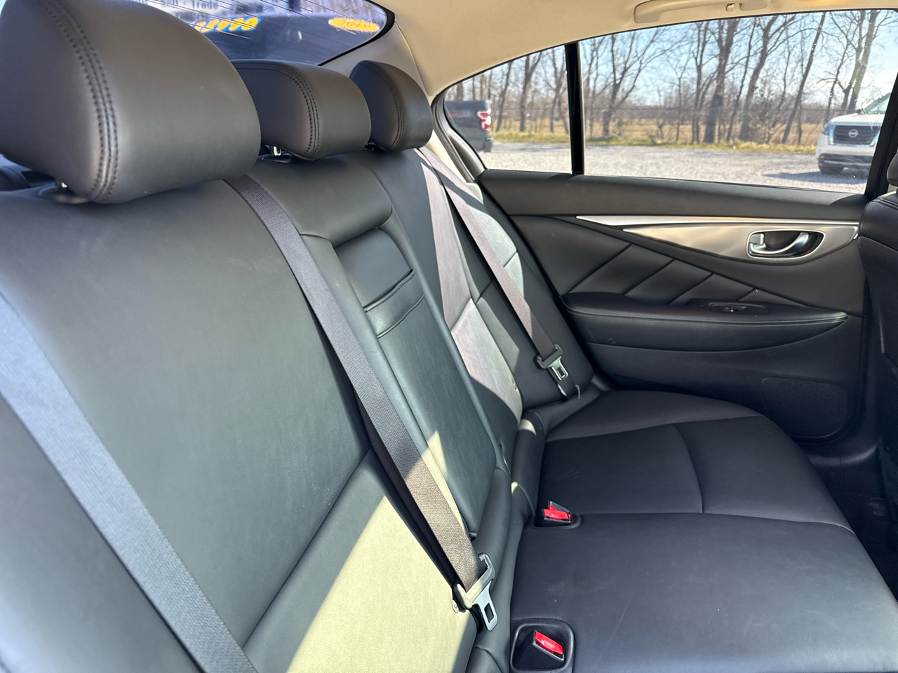 Infiniti Q50 Premium 2015