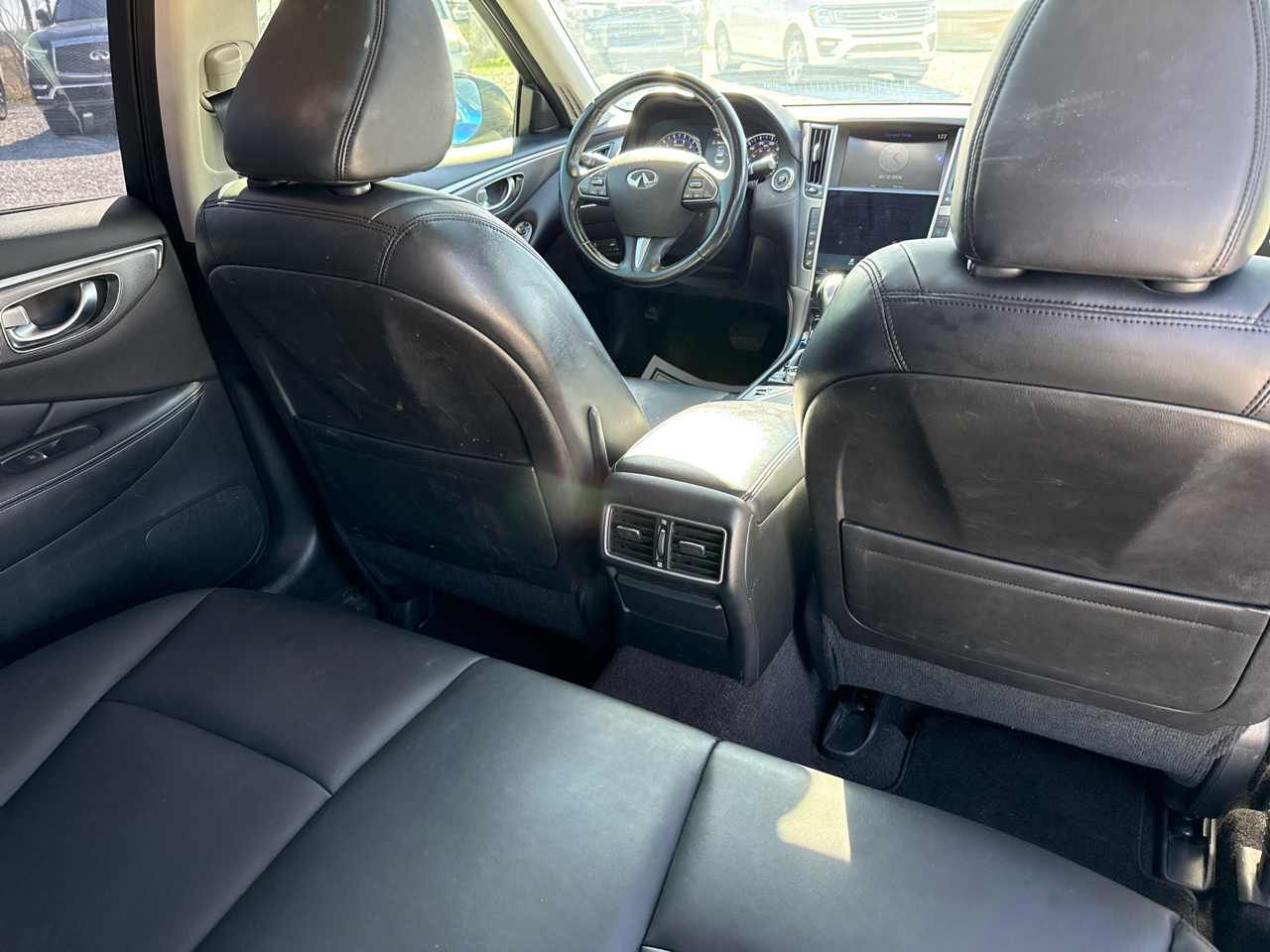 Infiniti Q50 Premium 2015