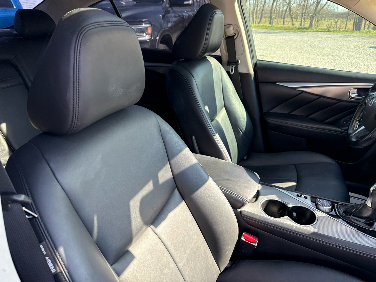 Infiniti Q50 Premium 2015