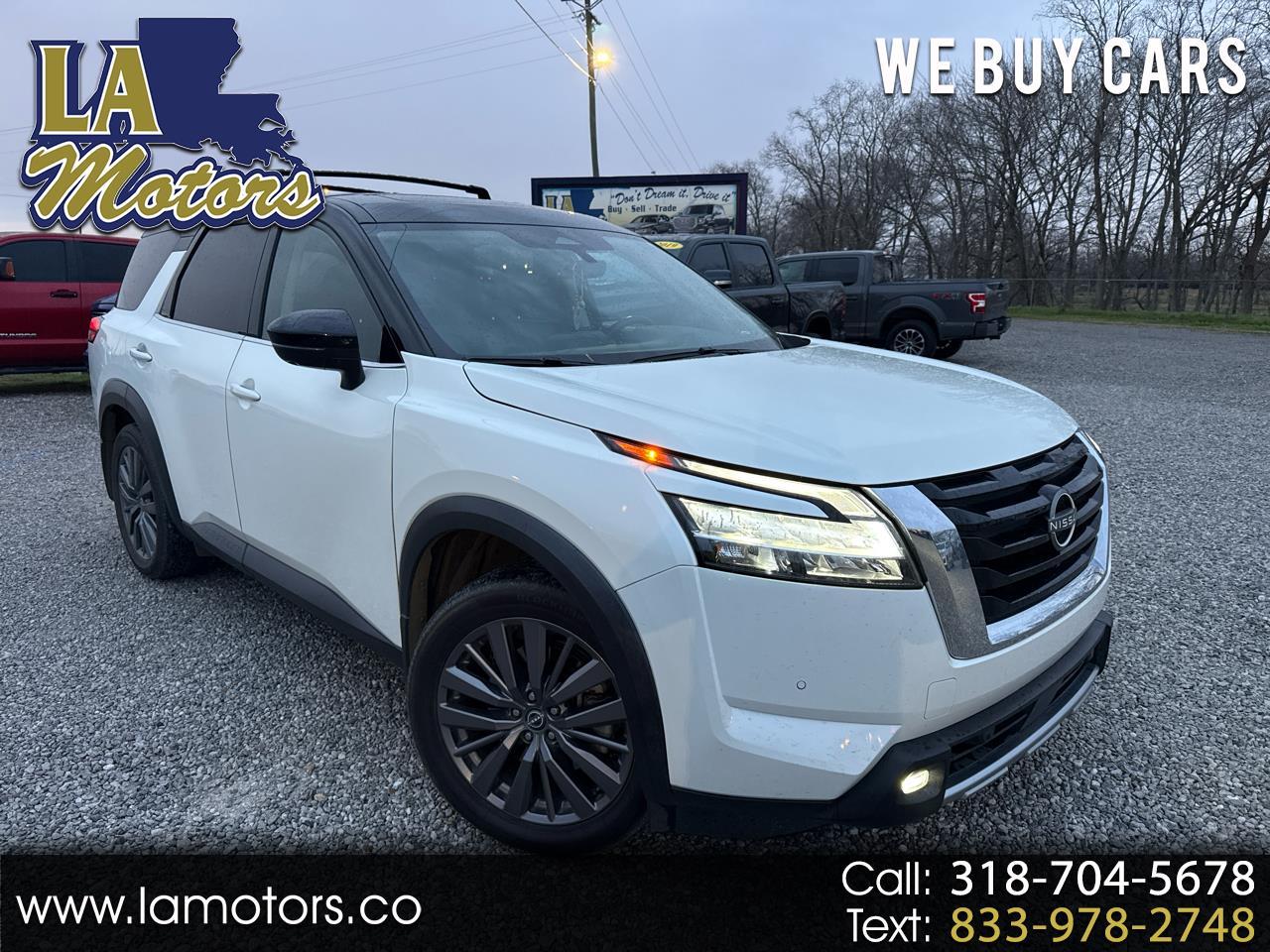 2023 Nissan Pathfinder SL