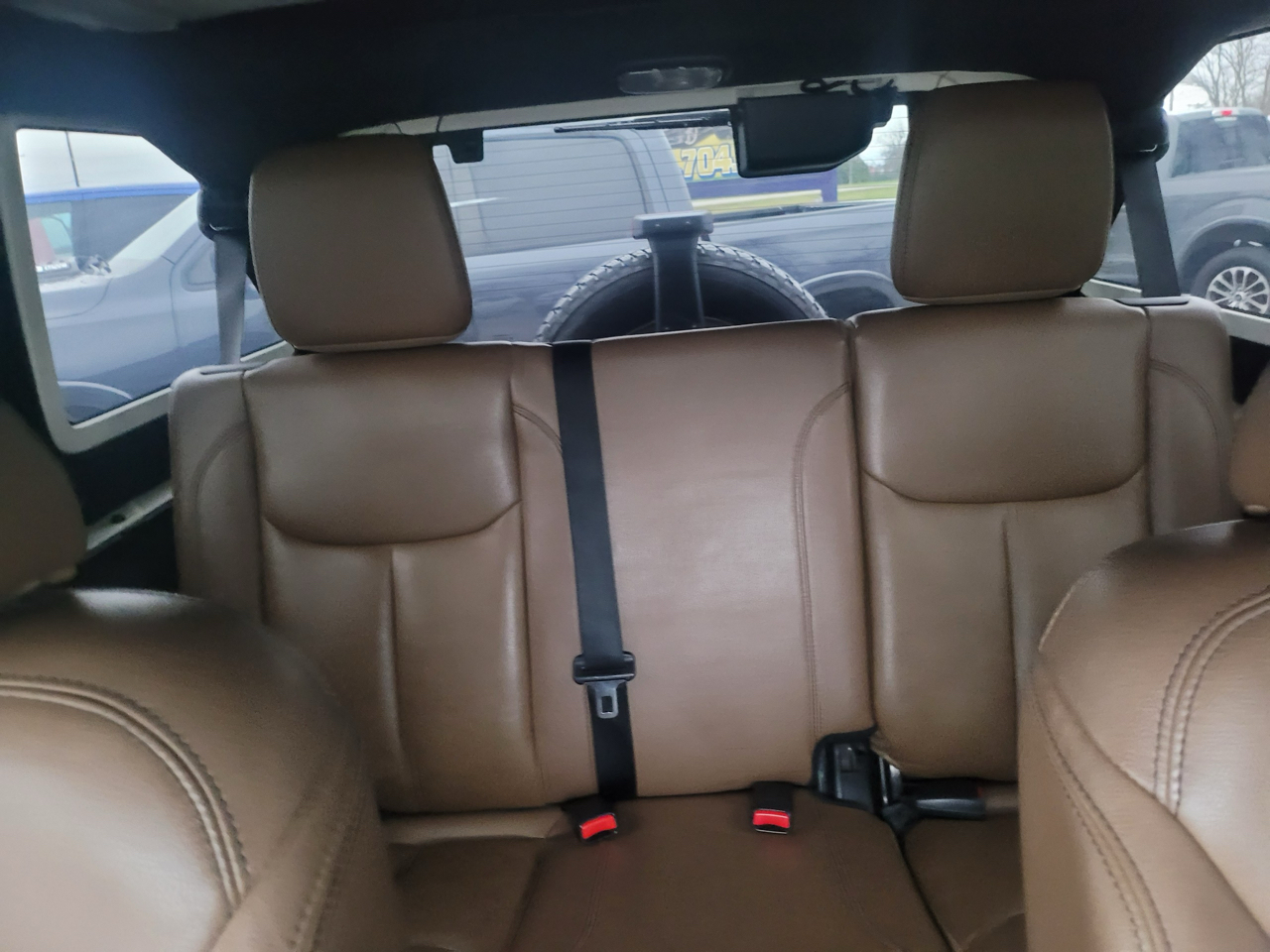 Jeep Wrangler Unlimited Sahara 4WD 2015